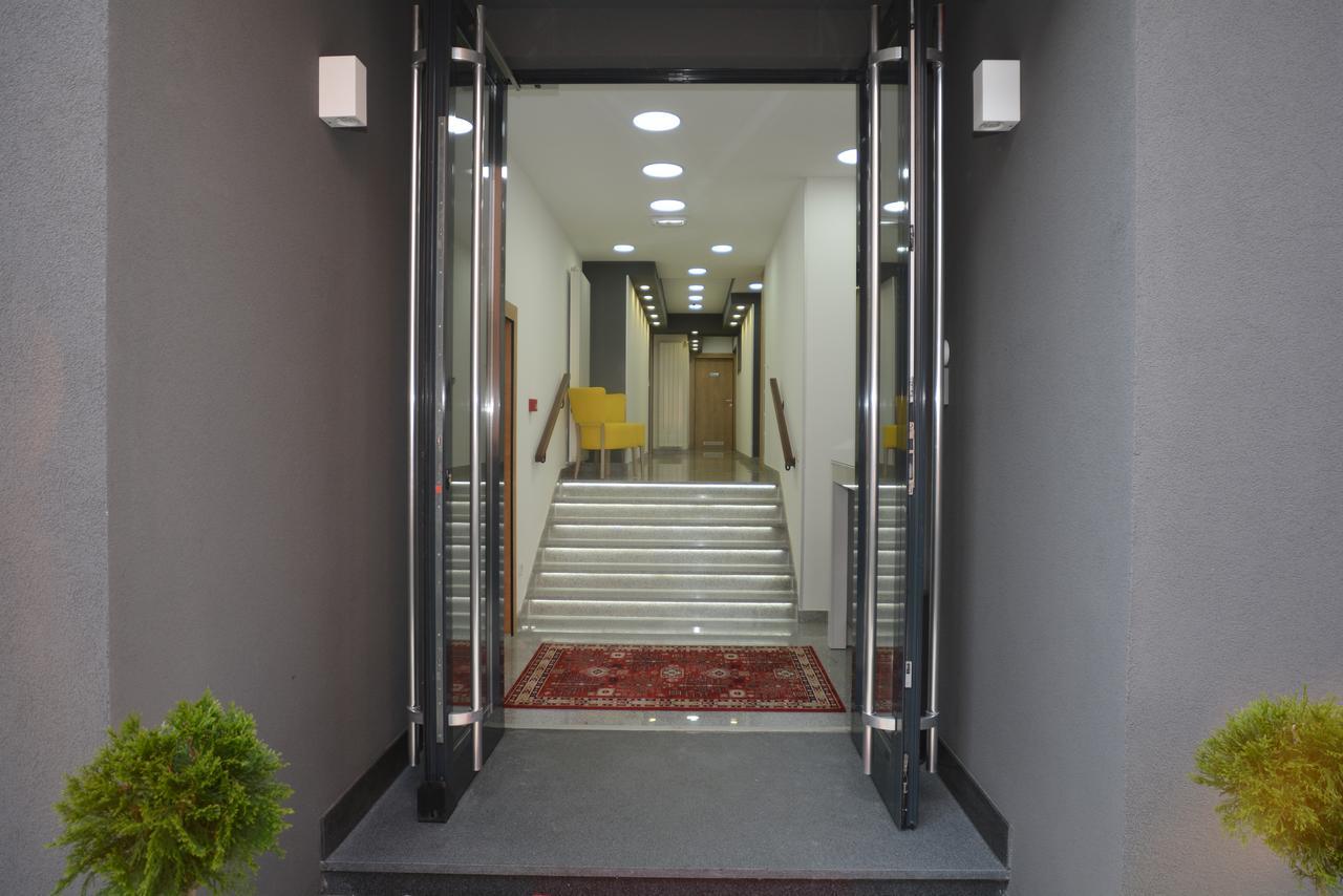 Apart Hotel Family SJJ Esterno foto